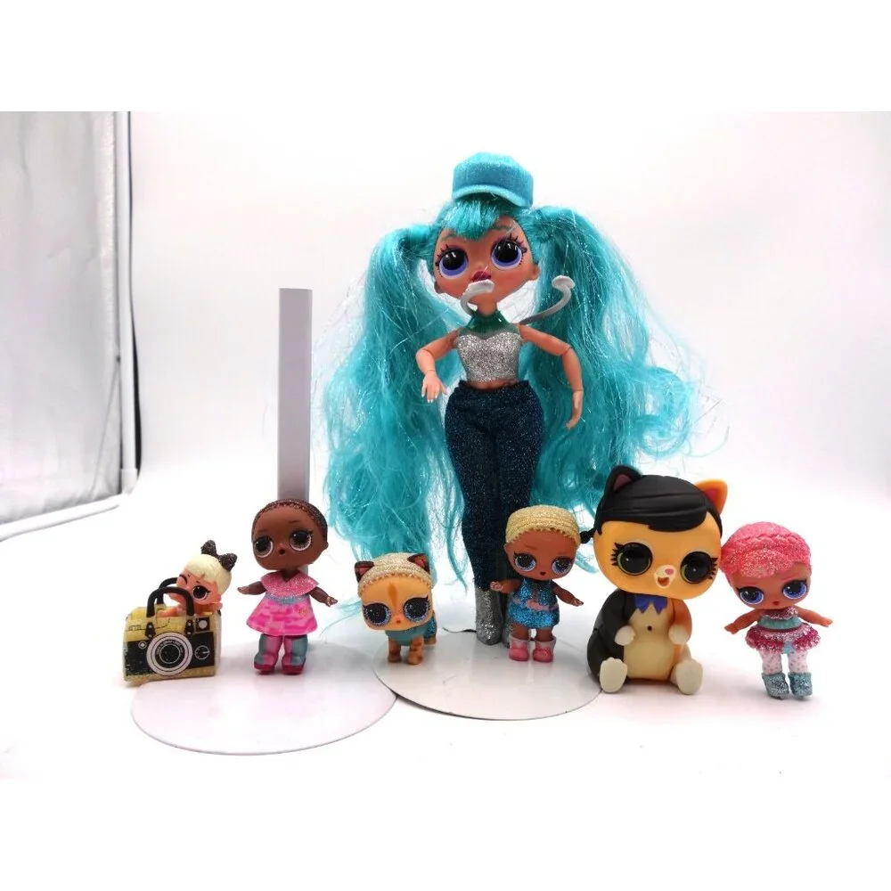 LOL Surprise OMG‎ Winter Disco Cosmic Nova Fashion Girl Doll Kitty Fuzzy Fan